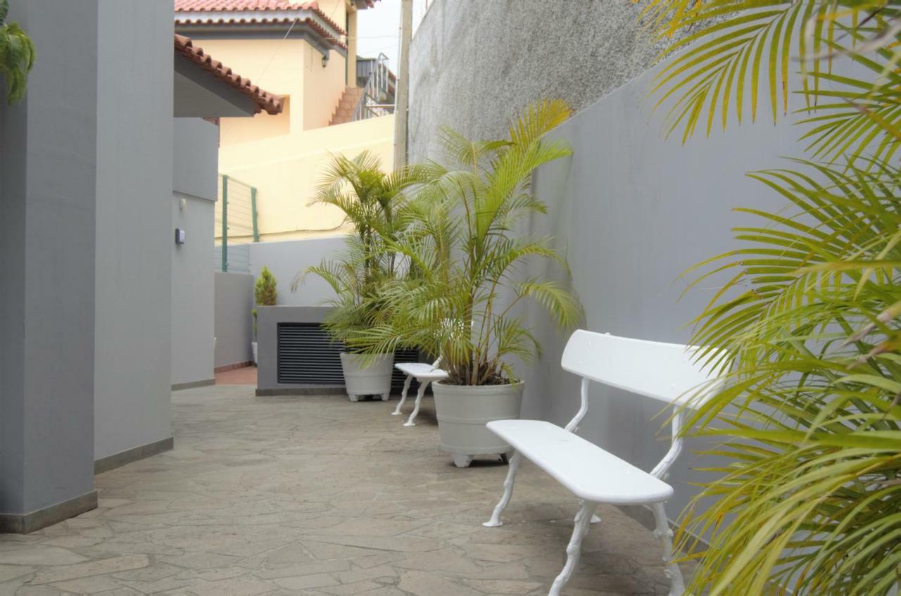 Apartamentos Turisticos Vitoria By Petit Hotels Funchal  Zewnętrze zdjęcie